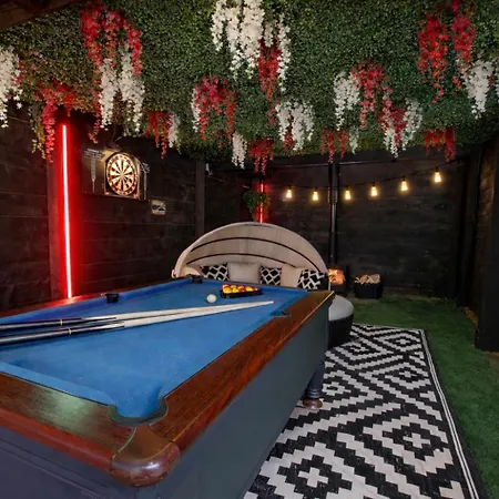 Holly Tree Luxury Skipwith