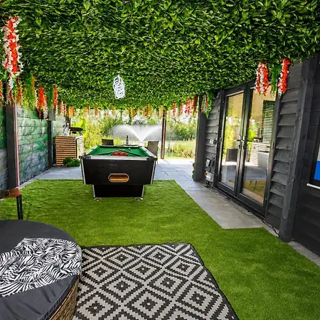 Holly Tree Luxury Апартаменты *