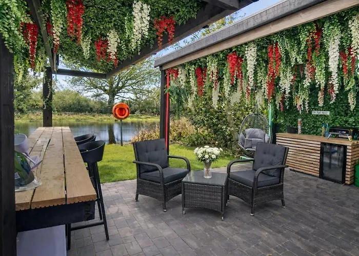 Holly Tree Luxury Apartman *